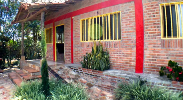 Бунгало с 2 комнатами Cabañas La Carolina - Mesa de Los Santos