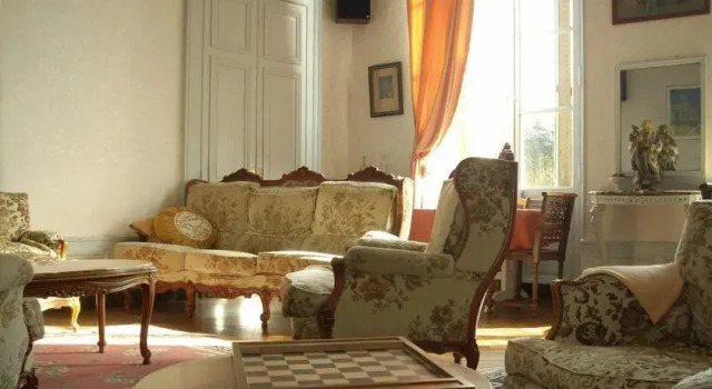 Château de Vauguenige, Rezervasyon Otel Saint-Pardoux Haute-Vienne