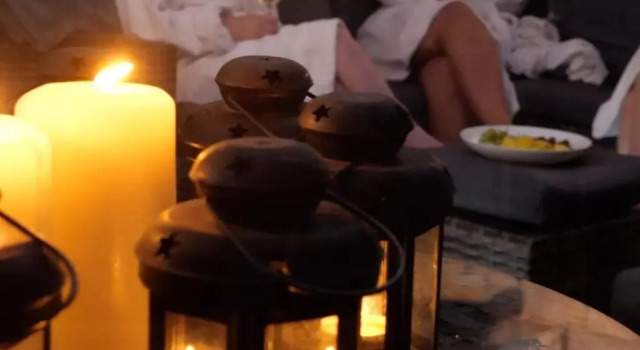 Апартаменты Angela's Hideaway - 2 Beds - Hot Tub - Sauna