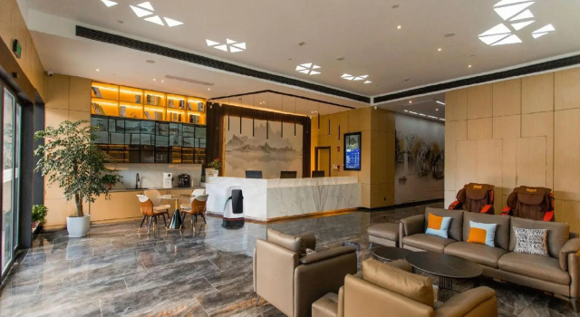 Meilu Light Luxury Hotel (Tongling College Branch), Prenota Hotel Hotel a Anhui con parcheggio, Parcheggio