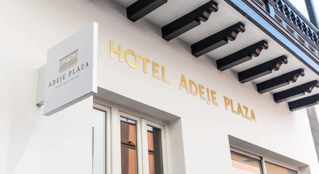 Adeje Plaza