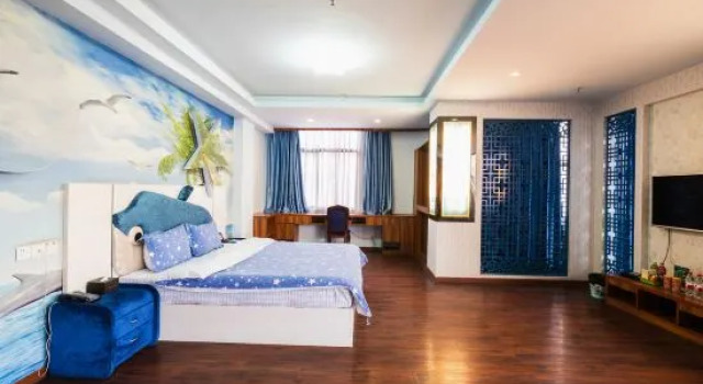Семейный люкс с видом на город Yue Rui Fan Light Luxury Hotel
