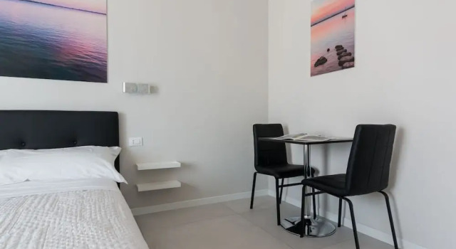 PhotoRooms B&B