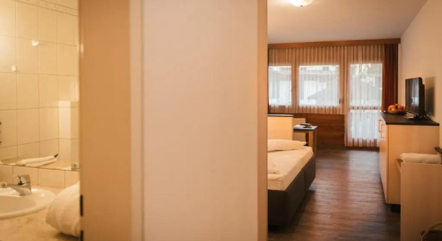 Hotel Sonneck, Book Hotel Hotels in Kaiserwinkl with a Pool, Swimming Pool