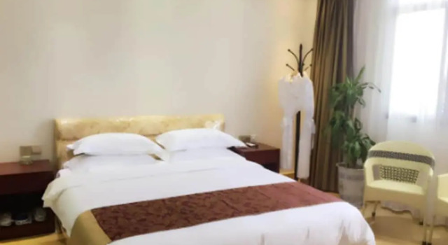 Номер Standard Jian Guo Grand Hotel