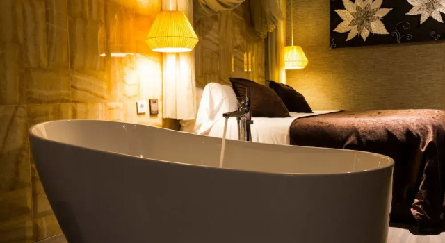 Люкс с балконом Sant Jordi Boutique Hotel