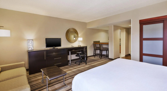 Двухместный люкс Holiday Inn Washington-Dulles International Airport by IHG