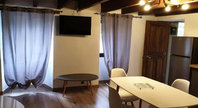 Appartement de charme vieille ville, Varaa Huoneisto Corte 