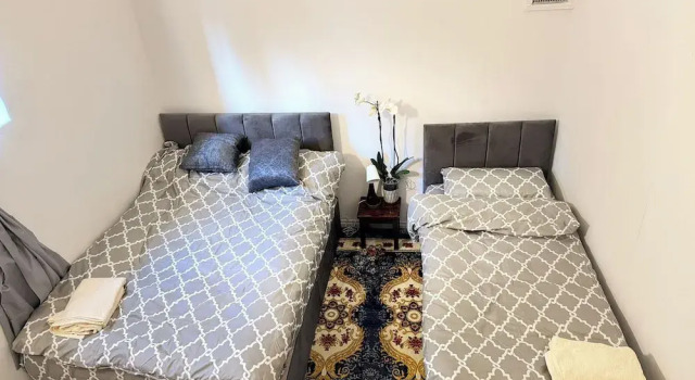 Entire Studio With 2 Extra Beds, Varaa Huoneisto Asunnot kohteessa Merseyside, Huoneisto