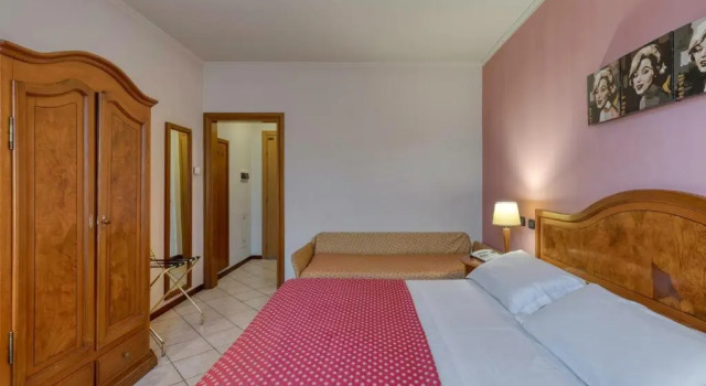 Трёхместный номер Primotel Brescia