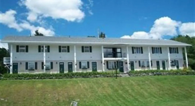 Swiss Inn & Restaurant, Забронировать Отель  