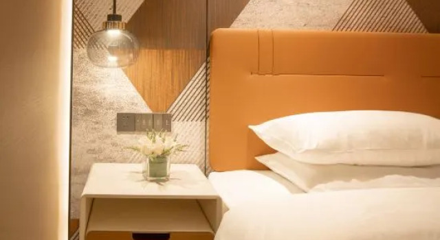 Люкс Deluxe Maison New Century Hotel Ningbo Jiangbei (Olympic Sports Center)