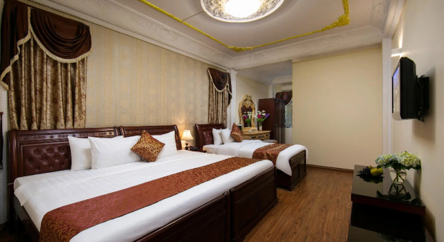 Трёхместный номер Standard Ritz Boutique Hotel