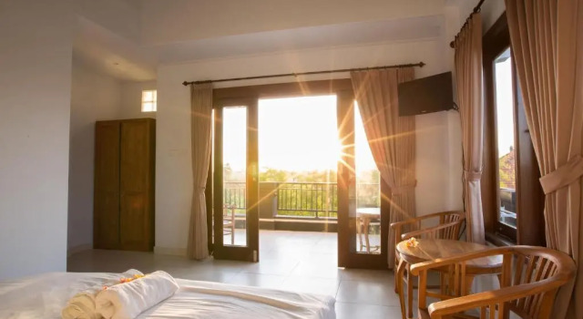 Двухместный номер Deluxe с балконом Pande Homestay