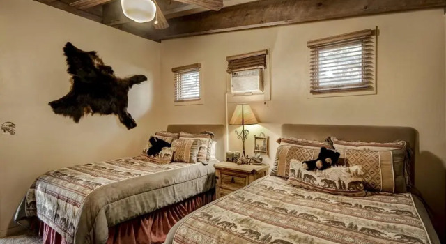 Neeley Mountain House by Ruidoso Vacation Rentals, Varaa Lomakoti Alto New Mexico