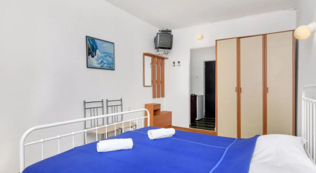 Apartment Cico Hvar/Pokrivenik 8183