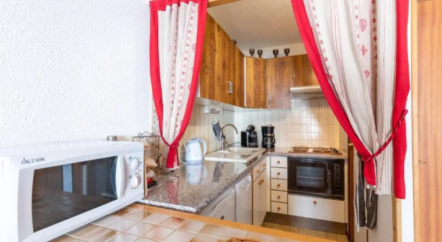 Bright 40 M2 With Balcony Mountain View, Забронировать Апартаменты/квартира Апартаменты Ле-Гран-Борнан, рядом с Горнолыжный подъемник Ла Флория, Апартаменты/квартира