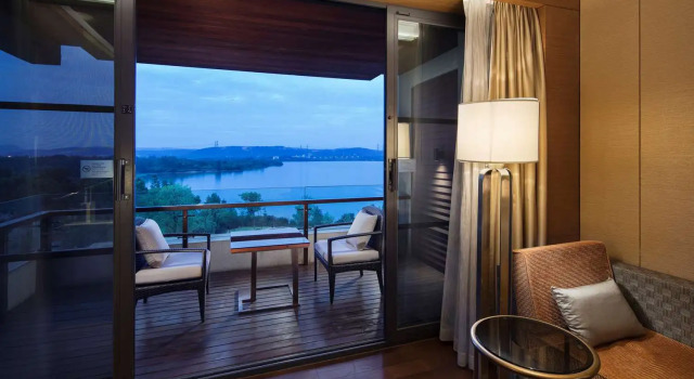 Номер Executive Hilton Wuhan Optics Valley