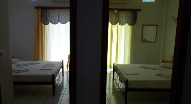 Апартаменты с 2 комнатами Helios Rooms
