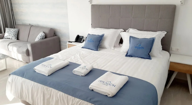 Люкс Deluxe с балконом Hotel Defkalion