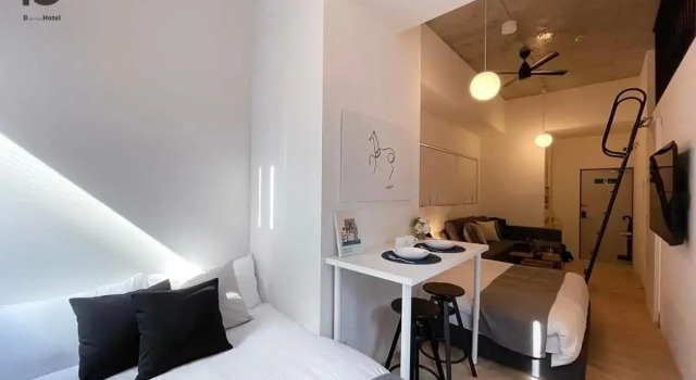 New 1 BR apt 5 mins to peace park with loft and balcony Good for 7PPL, Забронировать Отель Хиросима Chugoku, рядом с Международный конференц-центр Хиросимы