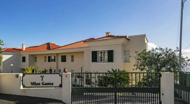 Barbecue and Sunbathing and sea View, Casa Skyline, Boek Vakantiehuis Caniço Madeira
