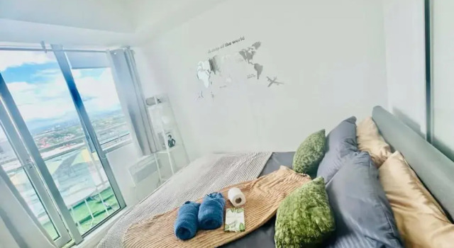 Cozy Condos at Azure Urban Resort