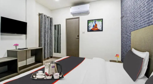 Collection O 70256 Hotel The Wishtler
