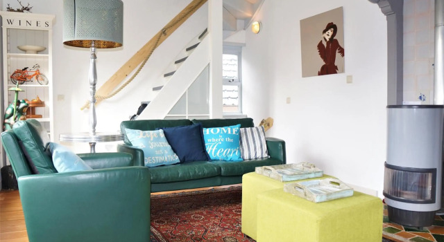 Knus vertoeven in een historisch pand in Grou., Book Hotel Grou Frisian lakes