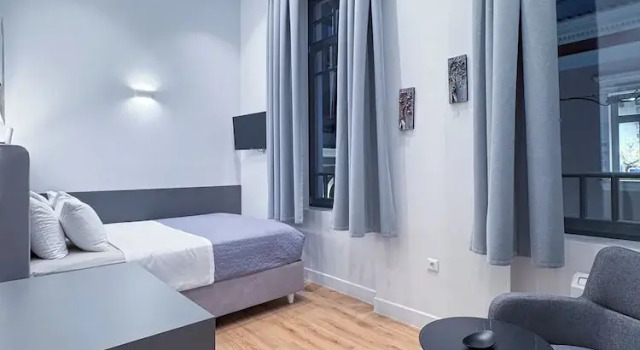 LOFUS Art-Suites, Забронировать Отель Афины Острова Саронического залива - Аттика, рядом с Холм Филопаппос