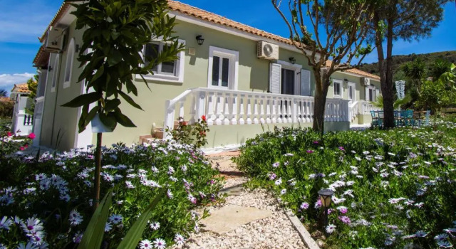 Villas Margaris, Забронировать Отель Отели Каламакион 4 звезды, рядом с Archelon, 4*