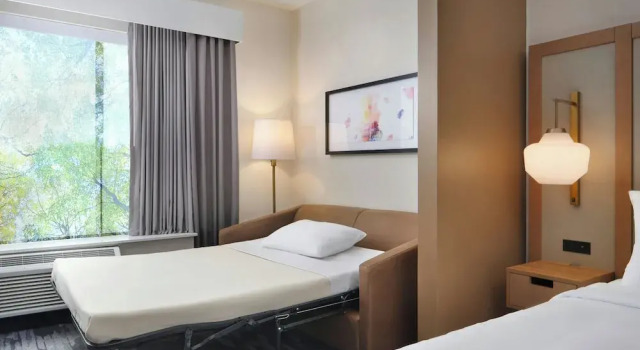 Номер Executive Fairfield by Marriott Inn & Suites Durham