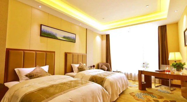Двухместный номер Deluxe Ramada Plaza by Wyndham Changsha East