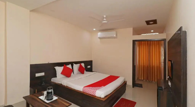 Hotel Shri Sai Amrit By OYO Rooms, Забронировать Отель Отели штата Махараштры 3 звезды, 3*
