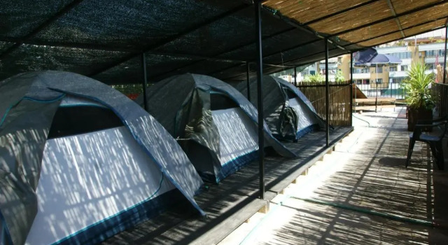 Тент Hostel Albania Villa