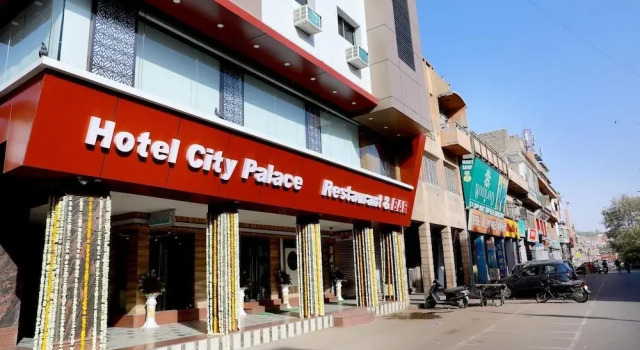 Hotel City Palace, Забронировать Отель Отели штата Раджастхана с парковкой, Парковка