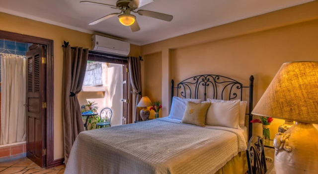 Hostal Real Los Robles, Prenota Hotel Managua Managua Region