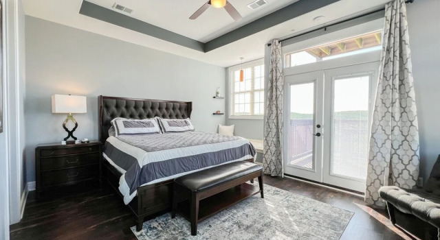 Sightseer Studio 47-4 2 Bedroom Condo, Забронировать Отель Отели Table Rock Lake с парковкой, Парковка