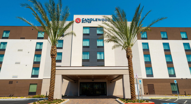 Candlewood Suites Las Vegas - E Tropicana, Rezerwuj Hotel Paradise. 