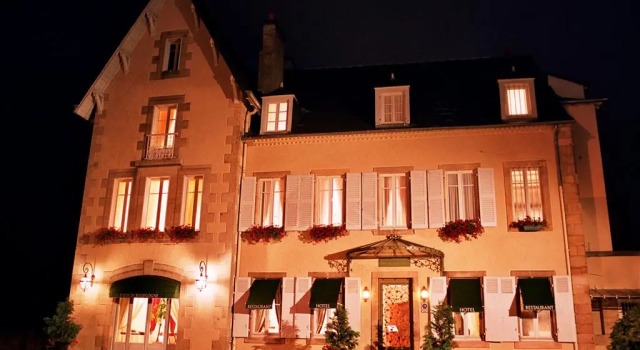 Le Clos De Bourgogne, Забронировать Отель Мулен Allier, рядом с Парк г. Мулен