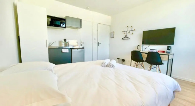 Centre ville - Au calme - Appartements Deluxe - Tout confort - Lumineux - Internet haut débit Fibre - NOUVEAU, Book Lejlighed Lorient Morbihan