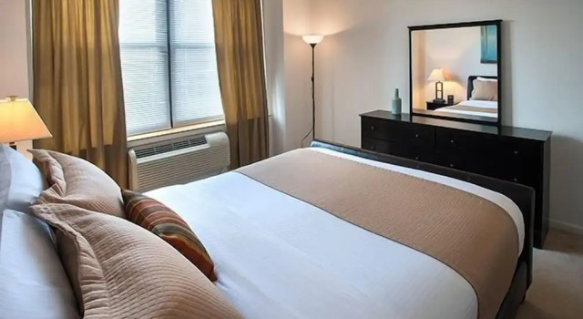 Premier Furnished Apt at Grove Pointe, Забронировать Апартаменты/квартира Апартаменты Джерси-Сити, рядом с Museum of Russian Art, Апартаменты/квартира
