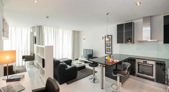 1 Bedroom Suite with balcony RK Suite Hotel