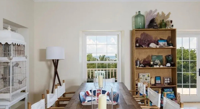 Buccaneer Hill Main House 5 Bedroom Home, Prenota Casa vacanze Hotel a Bahamas Out Islands con parcheggio, Parcheggio