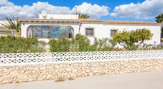 Abahana Villa Sima
