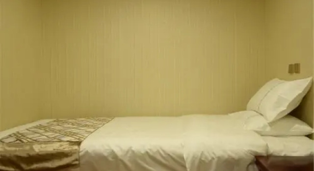Golden Wheel Hotel, Book Hotel 4-stjernede hoteller i Xiahe, 4*