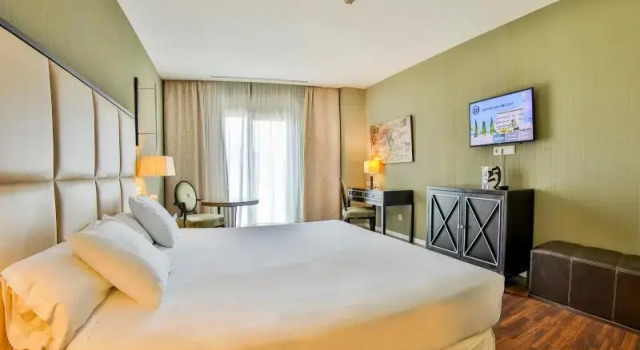 Двухместный номер Standard с балконом Hotel 525