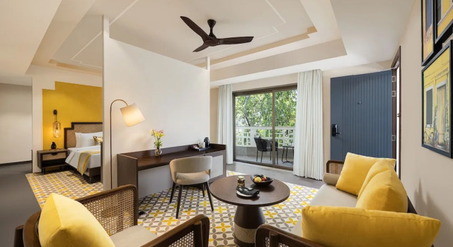 Номер Premium с балконом The Yellow House, Goa – IHCL SeleQtions