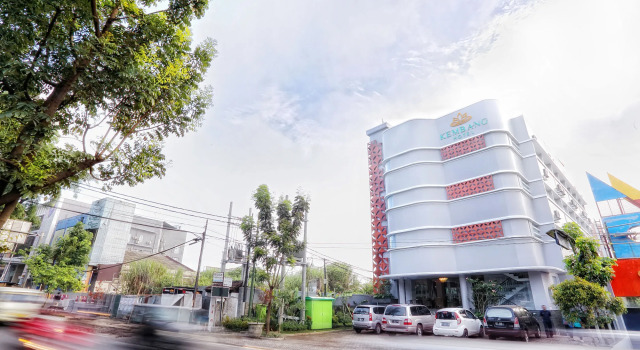 Kembang Hotel Bandung, Book Hotel Hotels in Bandung with Parking, near Bandung Indah Plaza, Parking