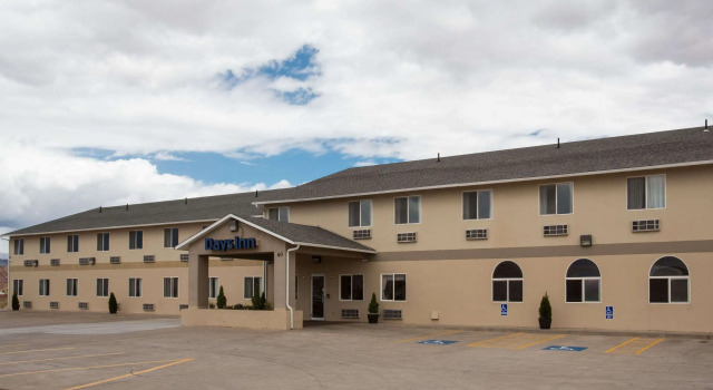 Days Inn by Wyndham Hurricane/Zion National Park Area, Забронировать Отель СПА-отели Харрикейн, SPA-услуги